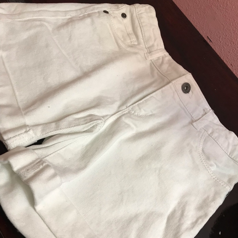 Arizona White Midi Shorts